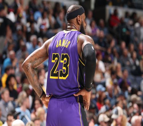 詹姆斯的41岁：最好的41岁詹姆斯！