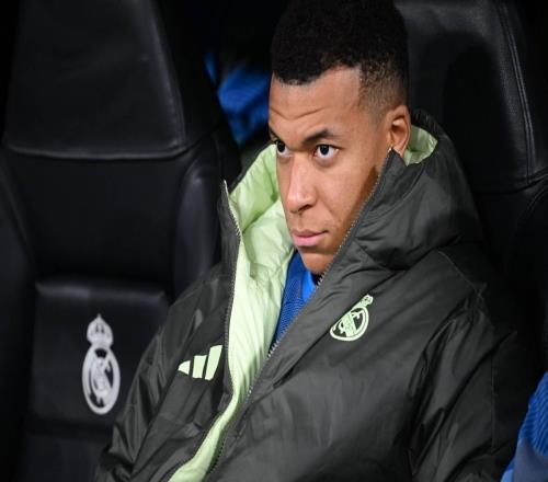 队报:姆巴佩因膝盖外侧副韧带伤势,将至少缺席三周