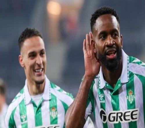 世体:巴坎布&里卡多与贝蒂斯合同今夏到期,或在冬窗提前离队