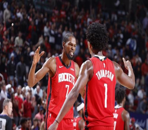 雪上加霜！火箭3位中锋全伤3人出战成疑，乌度卡或改用5锋阵容