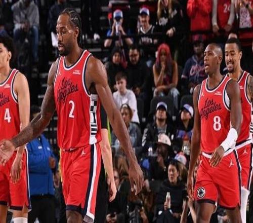 快船队史第二次单场出手50+三分!伦纳德16次三分出手创记录