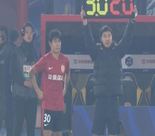 博主:原长春亚泰后卫孙沁涵加盟深圳青年人一事已敲定