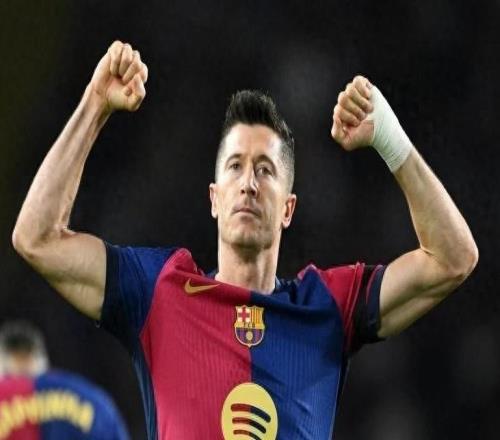 莱万多夫斯基可自由接触新东家，巴萨双星进入合同“离队倒计时”