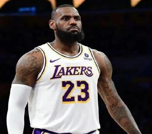 蒂格:詹姆斯应该退役,他总是打出新秀数据,是乔丹在奇才的翻版