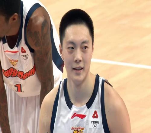 大鱼来了!“加强版徐杰”将驰援杜锋,场均37分成广东队第一大腿