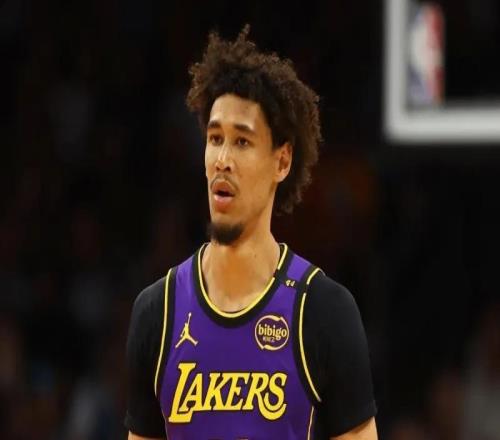 湖人3配角提厚度!拉拉维亚全面,海斯巩固内线,史密斯出价值!