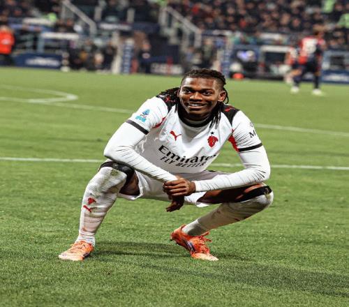 10，新年开门红！莱奥一击制胜，意甲榜首易主，AC米兰反超国米