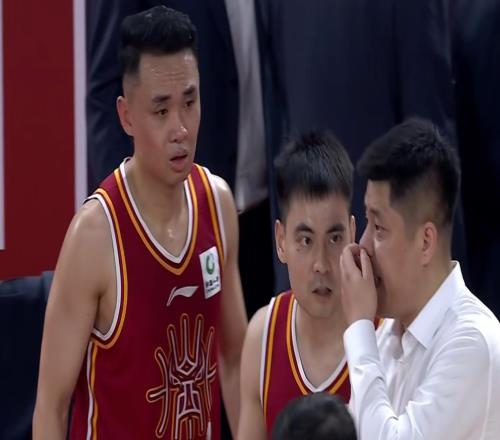 CBA一夜两大惨案！积分榜最新排名：广东掉第3辽宁第10新疆第16