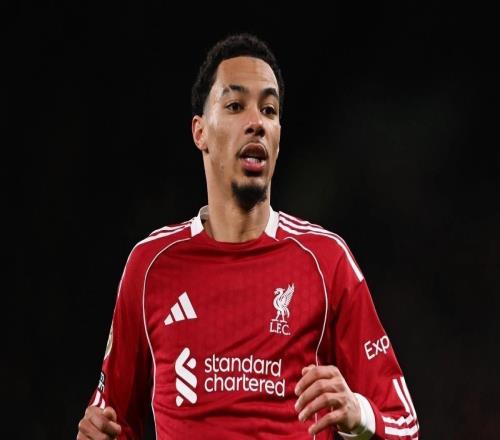 埃基蒂克:在车库颠球是因为热爱足球球队还没有松懈的资本