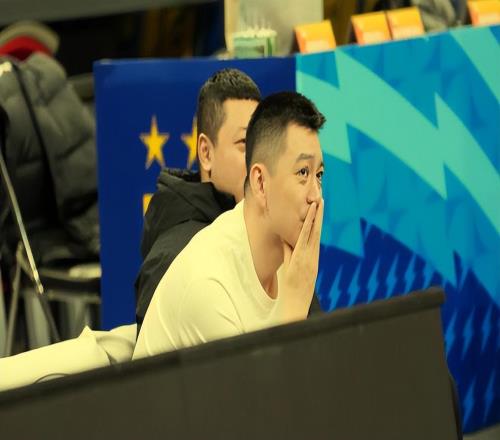 曝辽篮决定换外援!奥利弗距离离队已经不远了,琼斯西蒙斯2选1