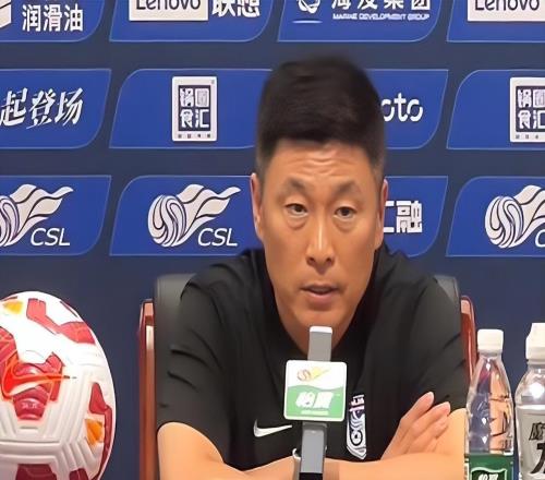 大连英博刚开始冬训就迎来多位久违强援,未来将带队踢联赛