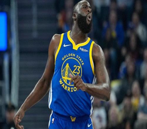 追梦怒喷裁判被驱逐:本季9T追平东契奇联盟第二生涯22次被驱逐