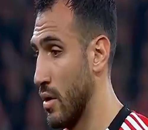 31后!让穆帅争2有望:本菲卡半程不败+差对手3分,前二进欧冠