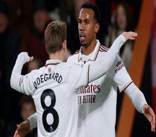 逆转!32!英超领头羊狂飙:豪取7连胜,甩开曼城7分