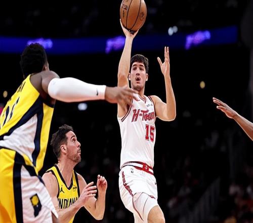 三分44.7%!场均轰18+5,年轻版杜兰特诞生,火箭1.22亿赚麻了