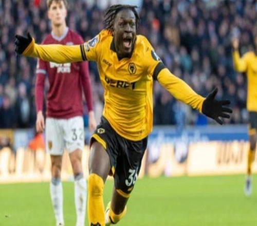 狼队3球战胜西汉姆,取得联赛首胜