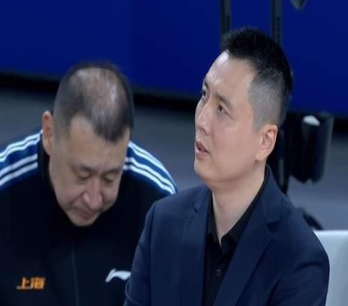 广厦力压广东领跑积分榜,上海强势逆袭,辽篮止颓,山东重返前12