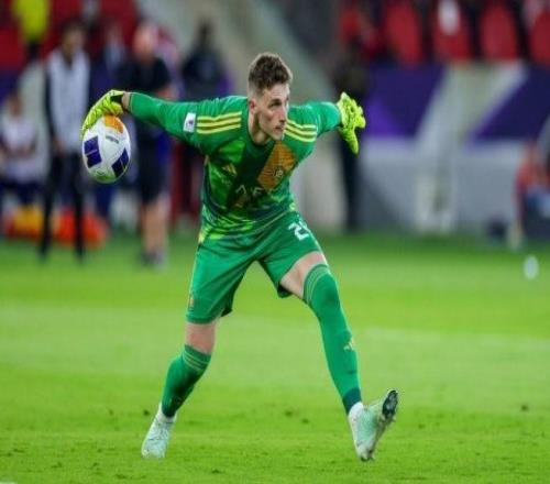 迪马：热那亚也正式报价胜利门将本托，将和西汉姆联竞争