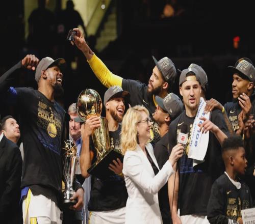 即将联手周琦!中国球队接触麦基!38岁场均21+10+2