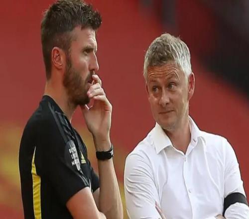 名记:索尔斯克亚和卡里克将和曼联高层面谈,也可能联手执教