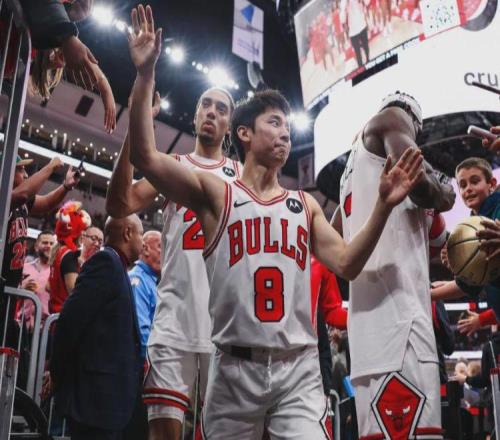 官宣加盟!正式签约!河村勇辉重返NBA