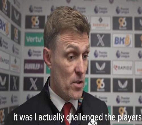 弗莱彻:我们开局表现不理想,中场我对球员们提出了更高要求