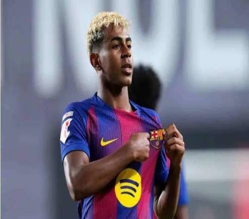 跟队:亚马尔已准备好首发,但弗里克觉得球员没训练无法首发