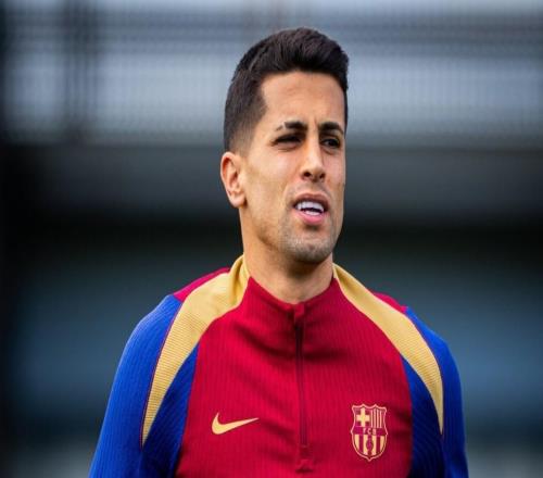 记者:巴萨将在西超杯决赛结束后官宣坎塞洛,目前专注于比赛