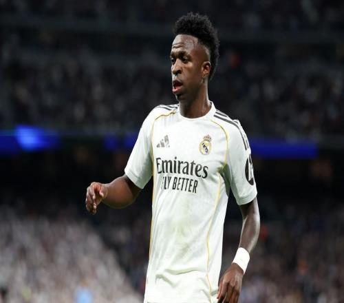 罗马诺:弗洛伦蒂诺希望维尼修斯留在皇马,并与他续约