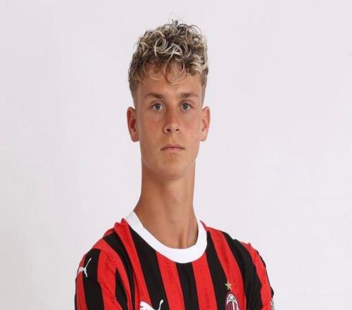 斯基拉:阿贾克斯试图签下伊布儿子,并已与米兰展开谈判