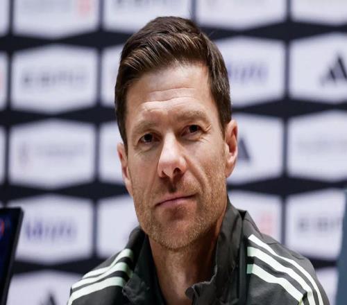 阿隆索:姆巴佩好多了,今天训练结束后我们再做决定