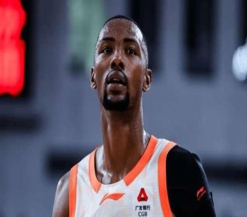 牛逼!14分21板4助3蓋帽,正負值+25,遼迷去年就應該簽下他!