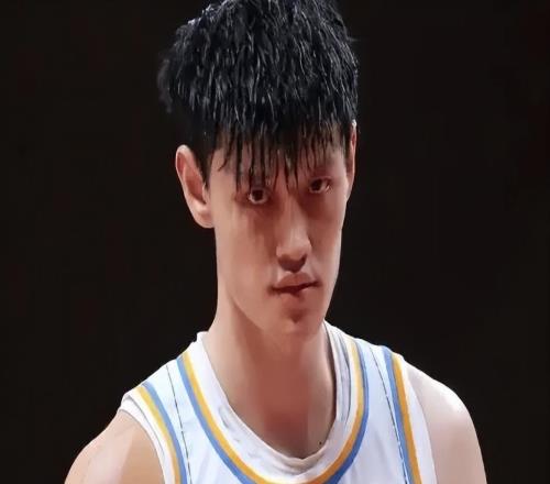 北京被绝杀2将令人失望!陈盈骏末节梦游,曾凡博打成三无产品!