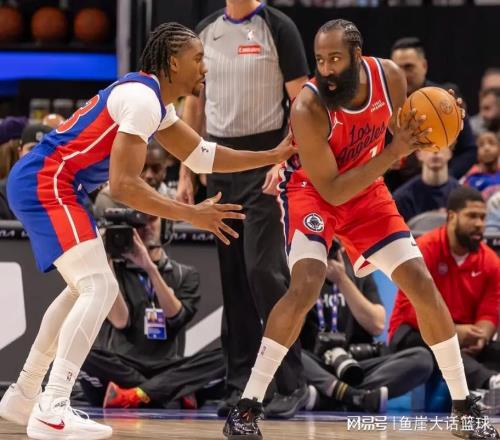 NBA最新排名出爐！快船喜上加喜，馬刺穩(wěn)居第二，湖人也坐收大禮