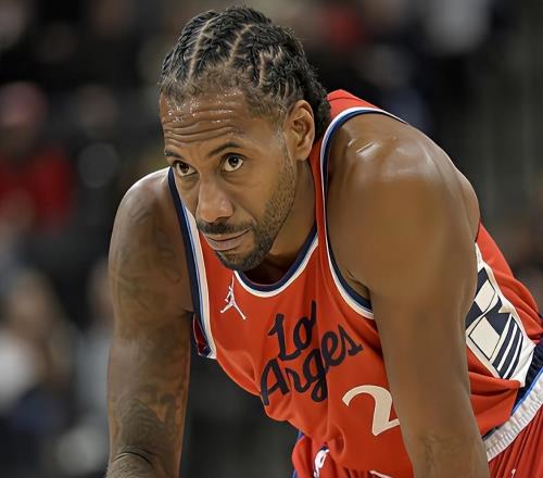 文班亞馬轟21+6+3仍無(wú)緣今日最佳！對(duì)不起，你碰到不講理的小卡了