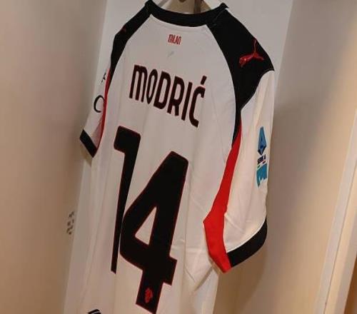 给老爷车缓缓,莫德里奇本赛季第一次在联赛担任替补