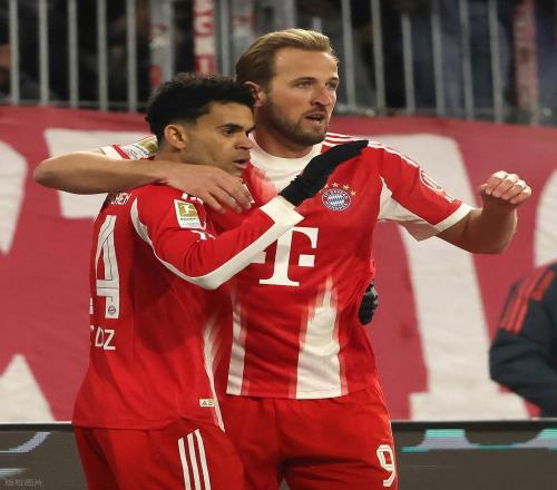 德甲最新積分戰(zhàn)報(bào)大結(jié)局！三叉戟造7球拜仁狂勝領(lǐng)先多特11分