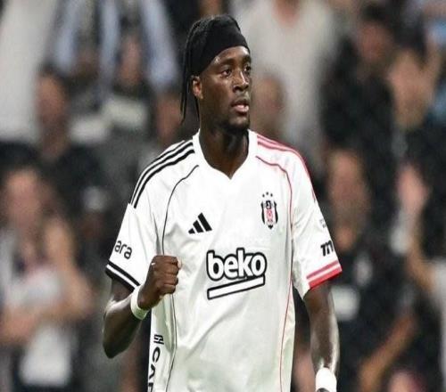 斯基拉：維拉正在商談簽下亞伯拉罕，球員愿意重返英超