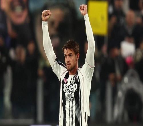 斯基拉:佛罗伦萨没找尤文谈鲁加尼,尤文也无意放人