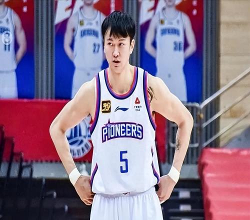 意難平！賴俊豪剛迎生涯第二春就遭重傷CBA場地隱患何時休