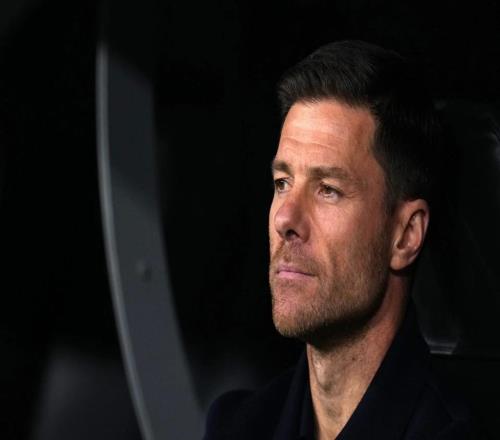 六臺(tái)談阿隆索下課原因：體能問題、更衣室關(guān)系以及超級(jí)杯失利