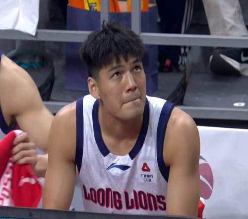 失望!陈国豪在广州队,水土不服