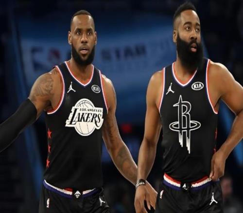 詹皇经纪人发言：当年有他，三冠到手！历史最强组合