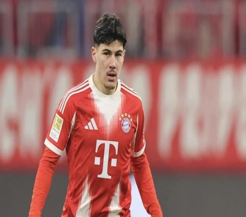 此前刚上演德甲首秀,图片报:拜仁小将查韦斯收到多份报价