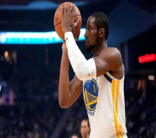 离队的节奏，勇士队库明加提出的交易要求几乎是意料之中的