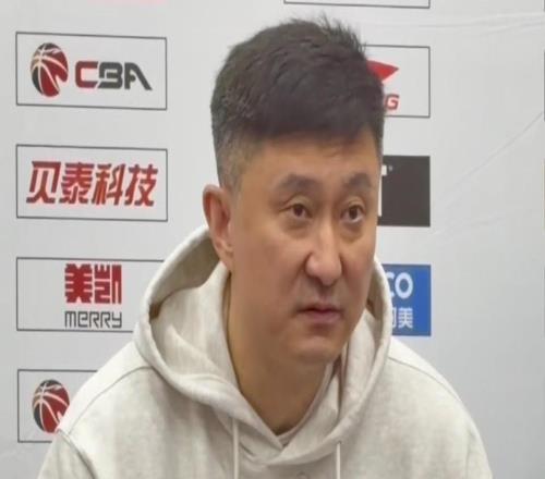 杜锋：球员们根本没准备好这场比赛，把比赛想得太简单了