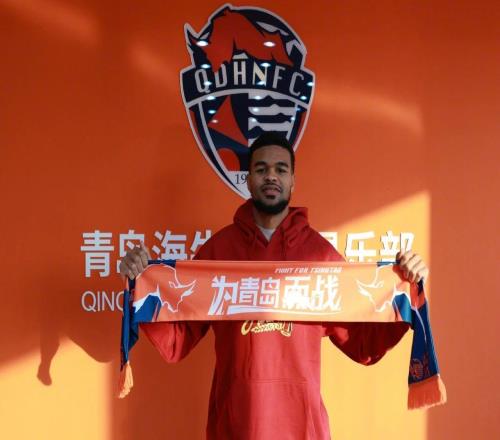 中超转会动态:保级队一口气官宣3名外援,升班马官宣归化球员