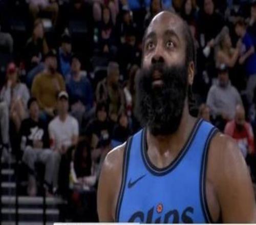 卡登42分快船战胜湖人,东契奇32分湖人防守一塌糊涂