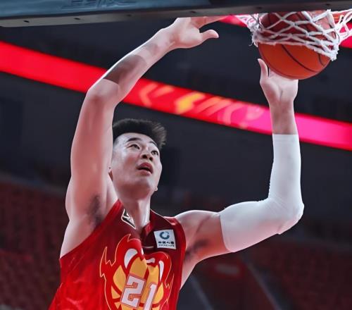 深晋战杀出奇兵!34老将梦回巅峰,命中率100%,媒体人:他挺关键