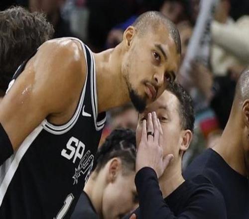 马刺主帅谈不敌鹈鹕：我们打得不够强硬防守端出现了很多失误